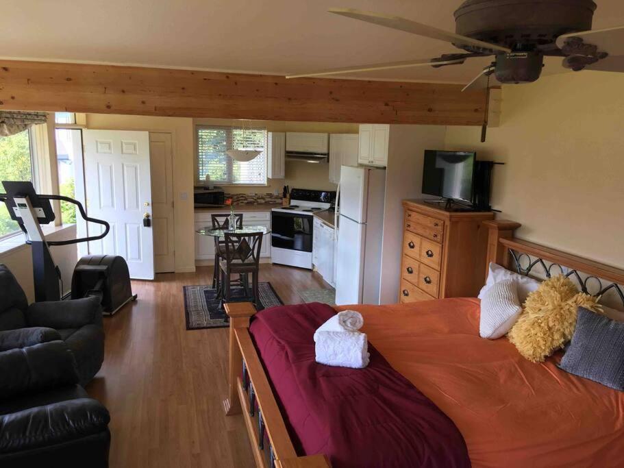 Kelli Creek Cottage - Reduced Price On Tours จูโน ห้อง รูปภาพ